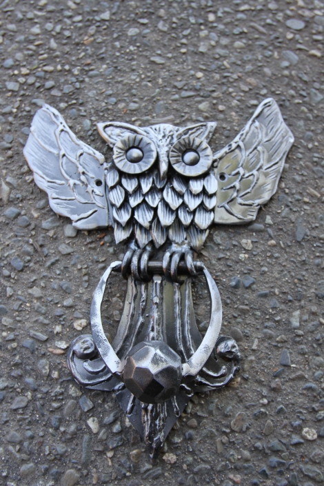 Owl door knocker